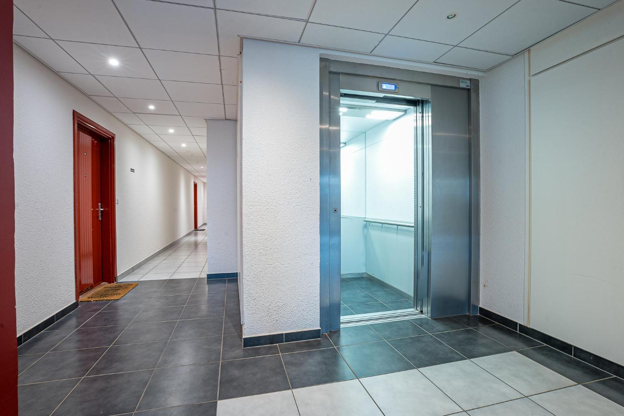 Spacieux - 4 Pers' - Balcon - 2 Lits - Parking Woippy Eksteriør billede