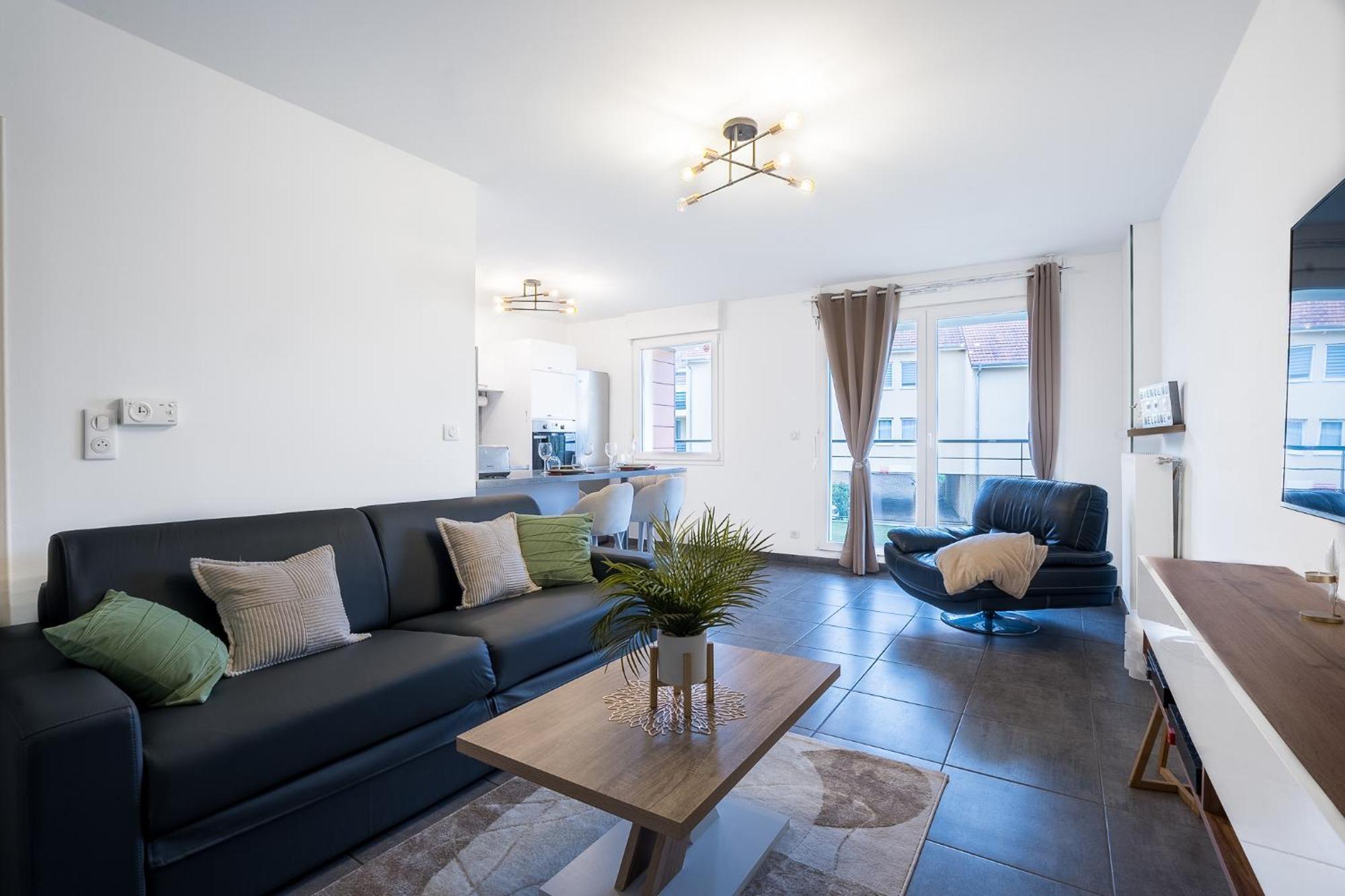 Spacieux - 4 Pers' - Balcon - 2 Lits - Parking Woippy Eksteriør billede